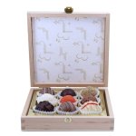 Holzschatulle Frohe Weihnachten mit 9 Pralinen